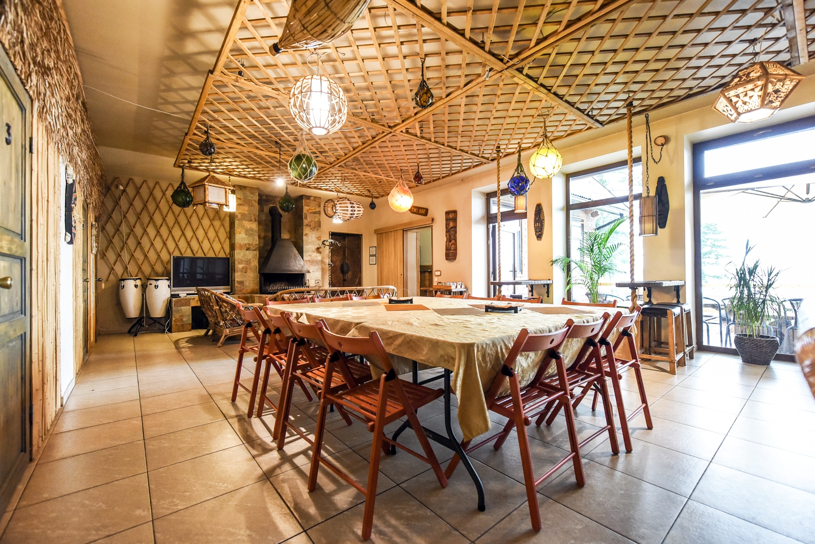 tiki inn dining table with windows